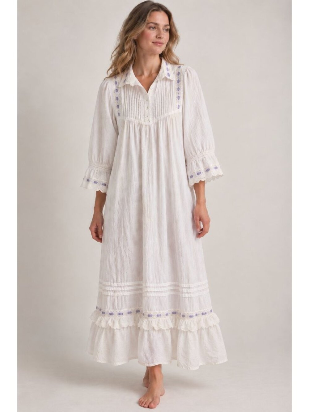 Vtg Moonglow Cotton Praire Maxi Dress size Medium Nightgown White Ribbon 70s